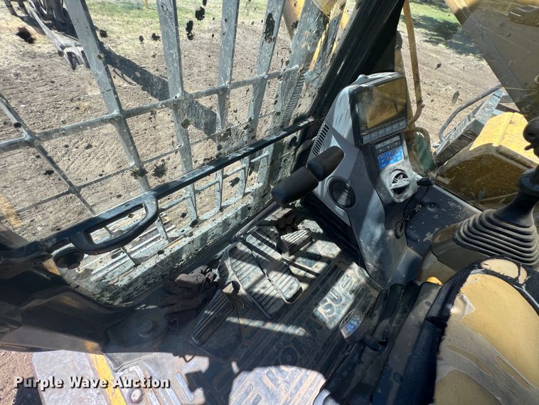 image for item JX9307 2007 Komatsu PC220LC  excavator