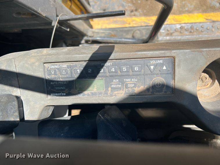 image for item JX9307 2007 Komatsu PC220LC  excavator