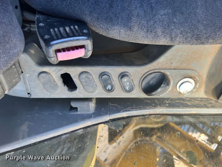 image for item JX9307 2007 Komatsu PC220LC  excavator