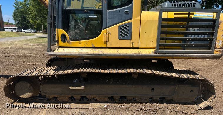 image for item JX9307 2007 Komatsu PC220LC  excavator