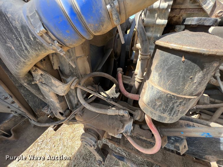 image for item JX9308 2002 International 9400i  water truck