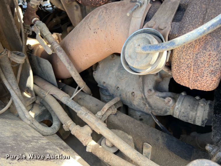 image for item JX9308 2002 International 9400i  water truck