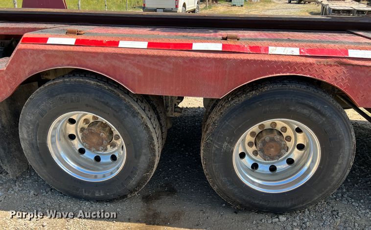 image for item JX9309 2008 Peterbilt 365  crane truck