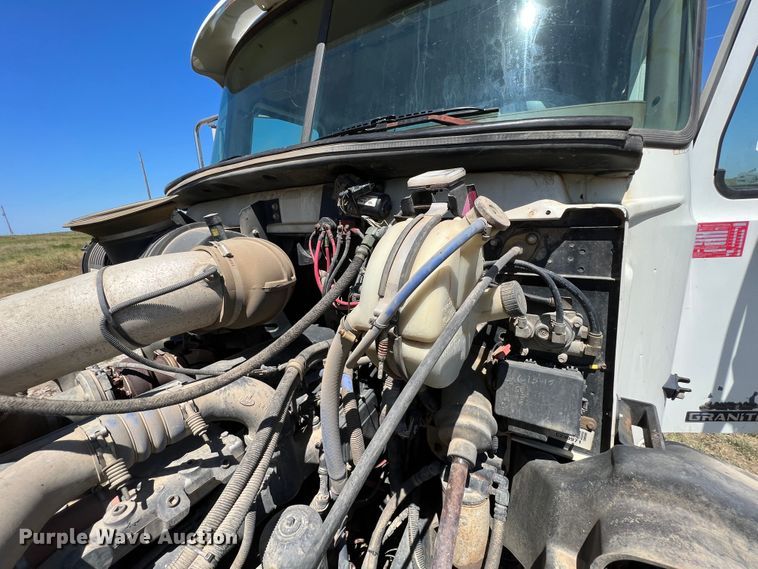 image for item JX9310 2006 Mack CT713 Granite  water truck