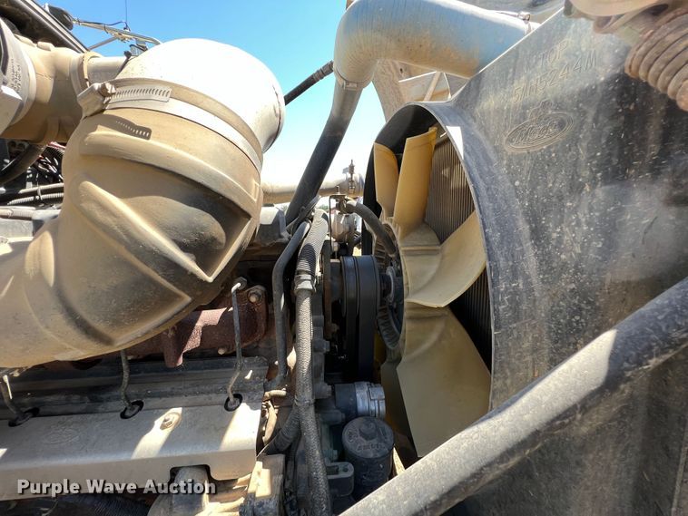 image for item JX9310 2006 Mack CT713 Granite  water truck