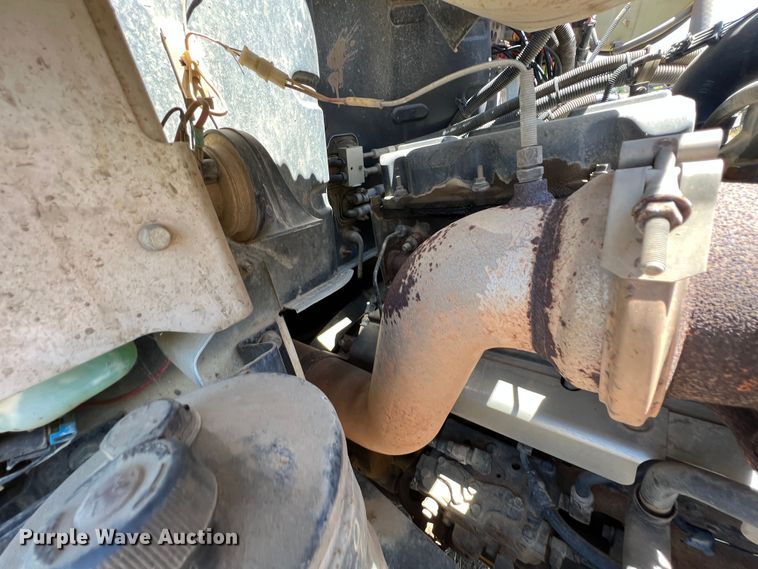 image for item JX9310 2006 Mack CT713 Granite  water truck