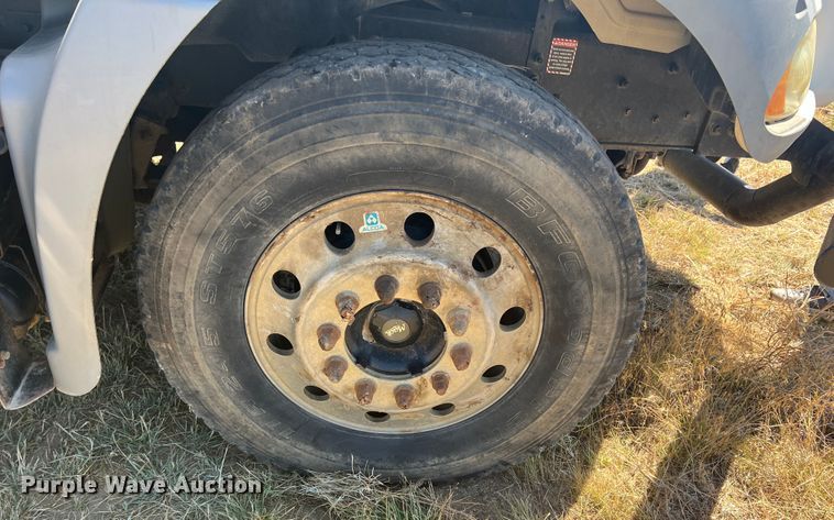 image for item JX9310 2006 Mack CT713 Granite  water truck