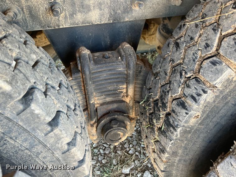 image for item JX9310 2006 Mack CT713 Granite  water truck