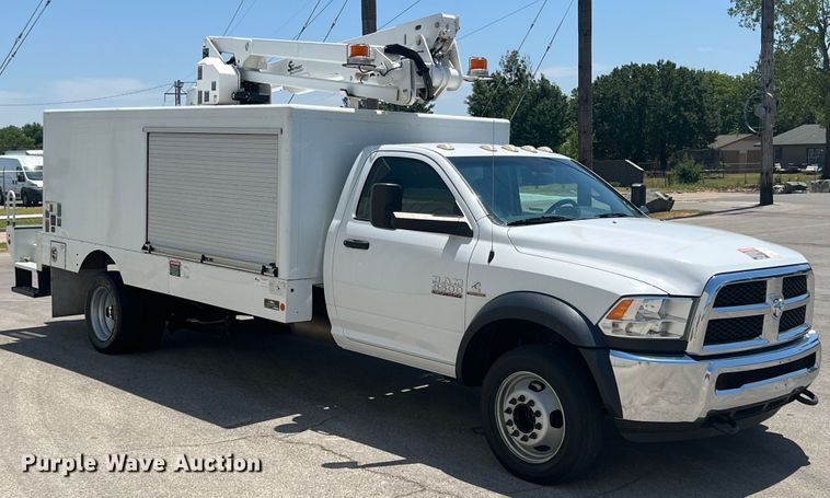 image for item JX9324 2016 Dodge Ram 5500  bucket truck