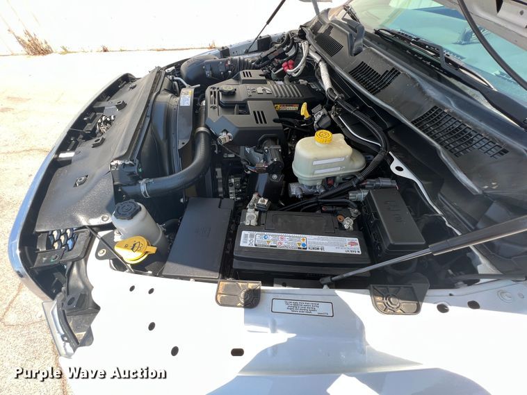 image for item JX9324 2016 Dodge Ram 5500  bucket truck