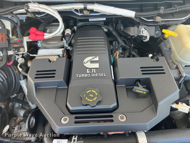 image for item JX9324 2016 Dodge Ram 5500  bucket truck