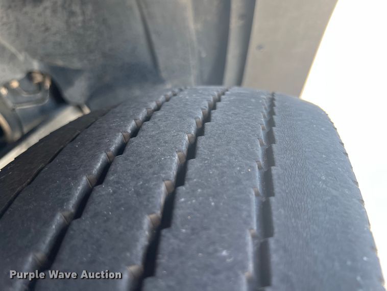 image for item JX9324 2016 Dodge Ram 5500  bucket truck