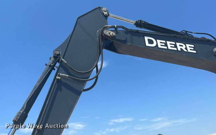 image for item JX9355 2011 John Deere 350G  excavator