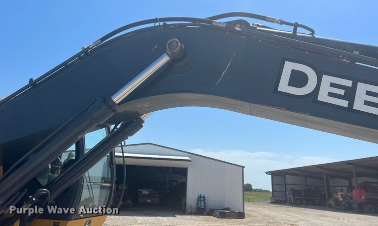 image for item JX9355 2011 John Deere 350G  excavator