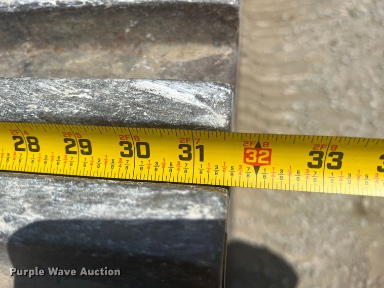 image for item JX9355 2011 John Deere 350G  excavator