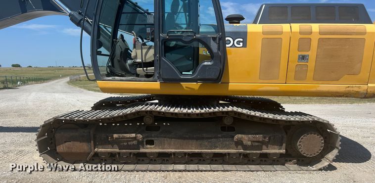 image for item JX9355 2011 John Deere 350G  excavator
