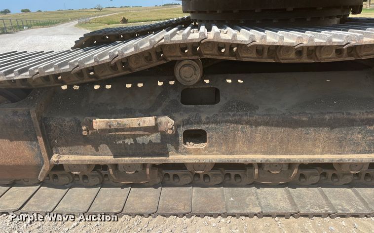 image for item JX9355 2011 John Deere 350G  excavator