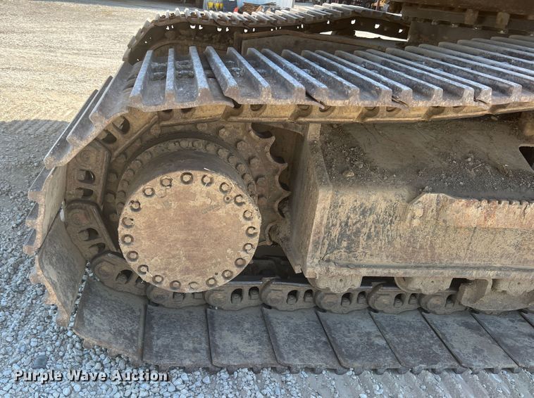 image for item JX9355 2011 John Deere 350G  excavator