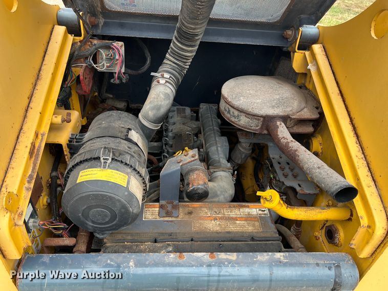 image for item JX9405 2006 Gehl 5640  skid steer loader