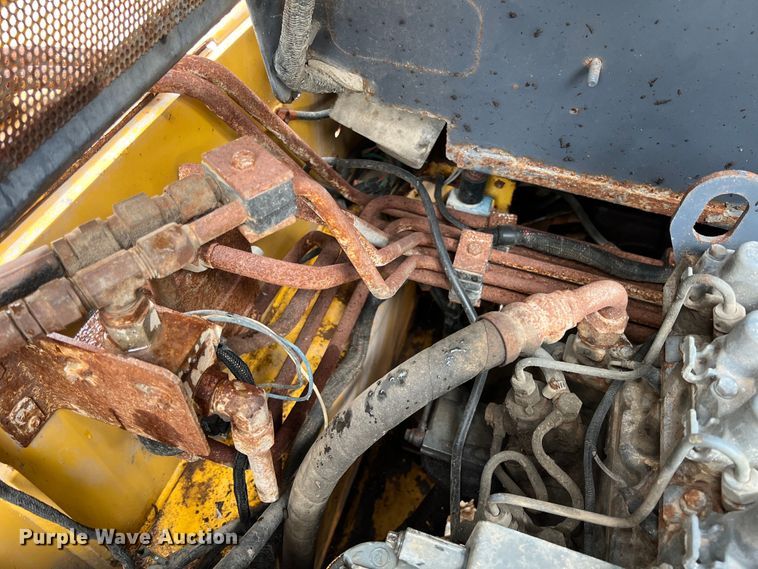 image for item JX9405 2006 Gehl 5640  skid steer loader