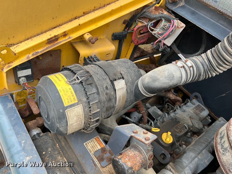 image for item JX9405 2006 Gehl 5640  skid steer loader