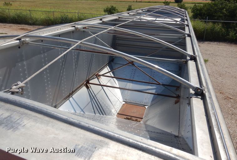 image for item KI9259 1998 Merritt  grain trailer