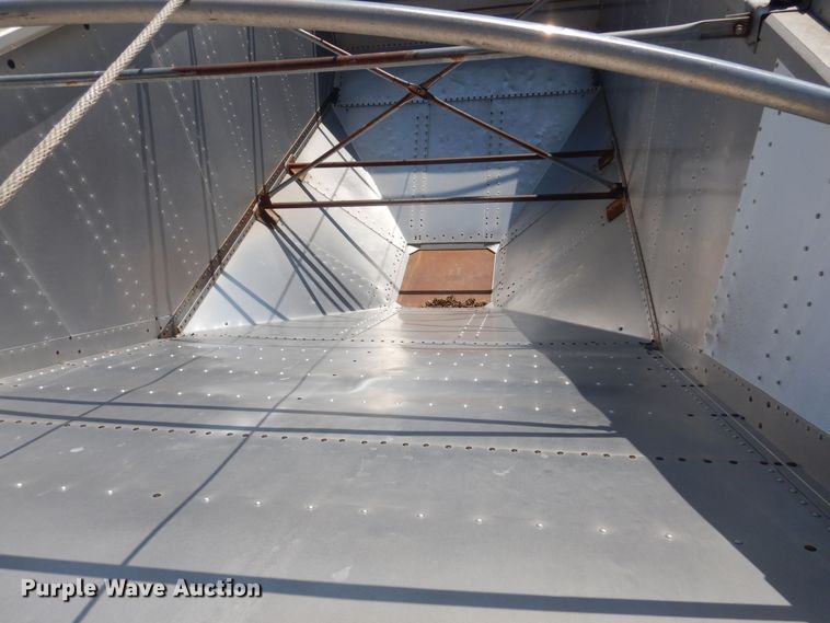 image for item KI9259 1998 Merritt  grain trailer