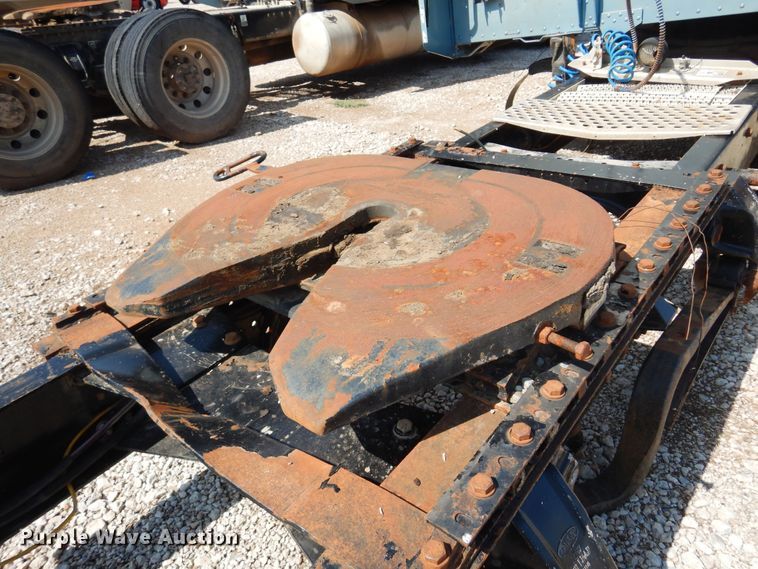 image for item KI9260 2005 Peterbilt 379  semi truck