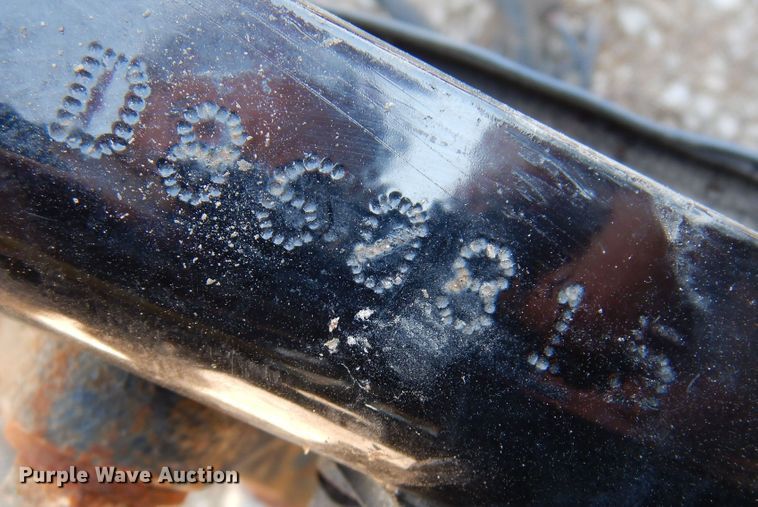 image for item KI9260 2005 Peterbilt 379  semi truck