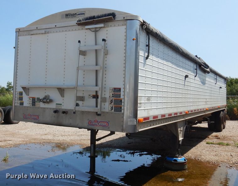 image for item KI9262 2009 Wilson DWH 550  grain trailer