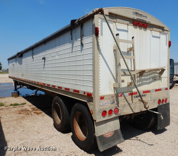 image for item KI9262 2009 Wilson DWH 550  grain trailer