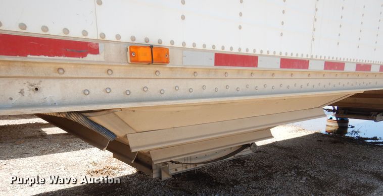 image for item KI9262 2009 Wilson DWH 550  grain trailer