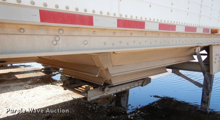 image for item KI9262 2009 Wilson DWH 550  grain trailer