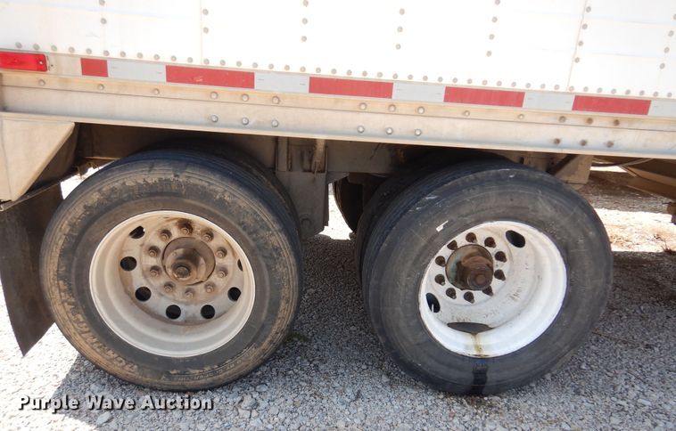 image for item KI9262 2009 Wilson DWH 550  grain trailer