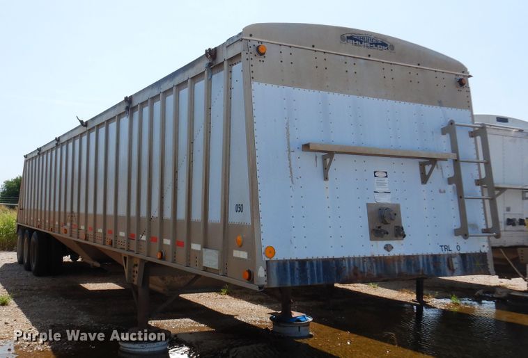 image for item KI9263 2001 Cornhusker  grain trailer