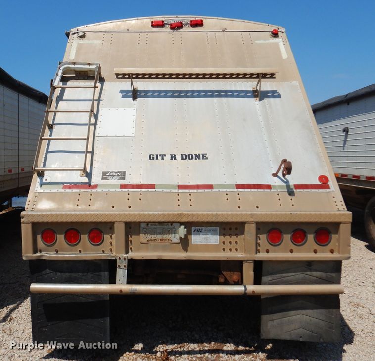 image for item KI9263 2001 Cornhusker  grain trailer