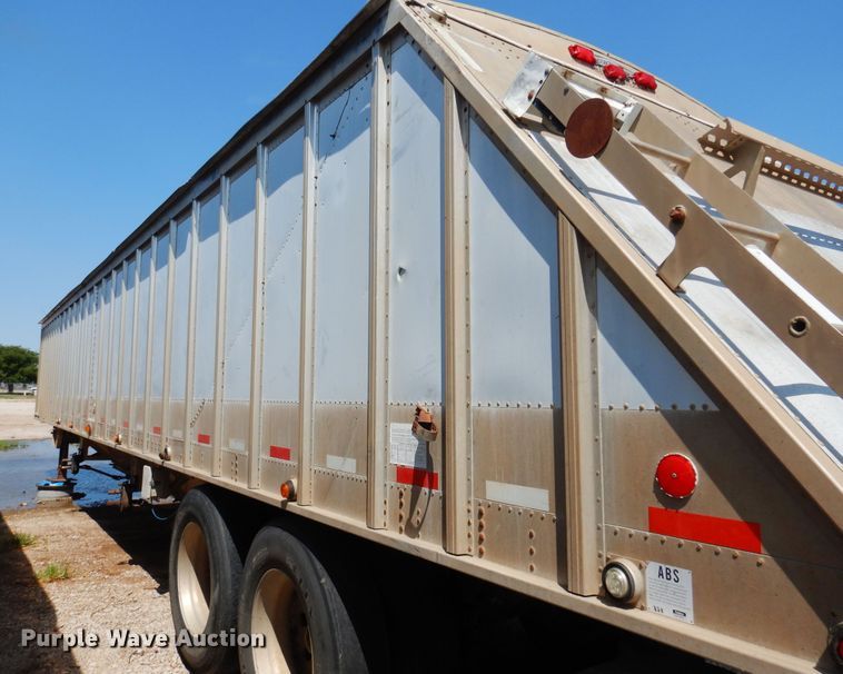 image for item KI9263 2001 Cornhusker  grain trailer