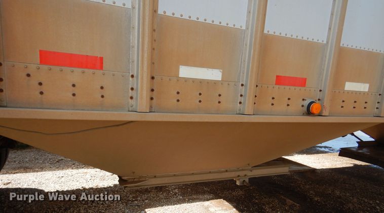image for item KI9263 2001 Cornhusker  grain trailer