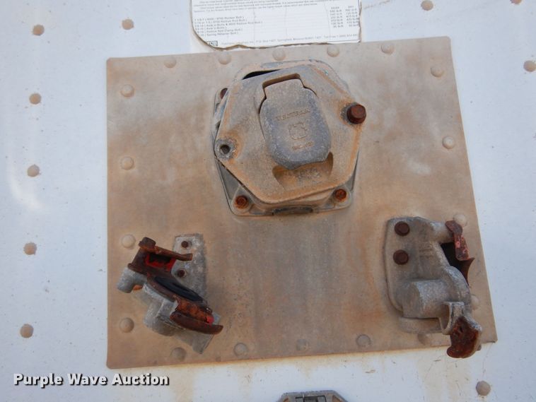 image for item KI9263 2001 Cornhusker  grain trailer