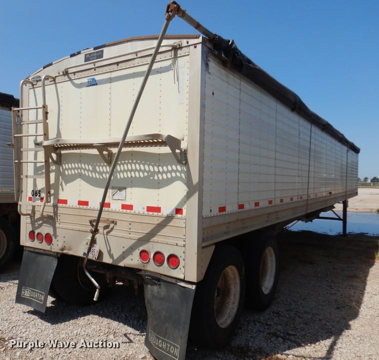 image for item KI9264 2014 Stroughton  grain trailer