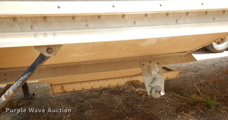 image for item KI9264 2014 Stroughton  grain trailer