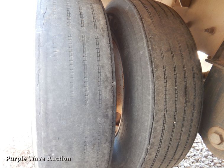 image for item KI9264 2014 Stroughton  grain trailer