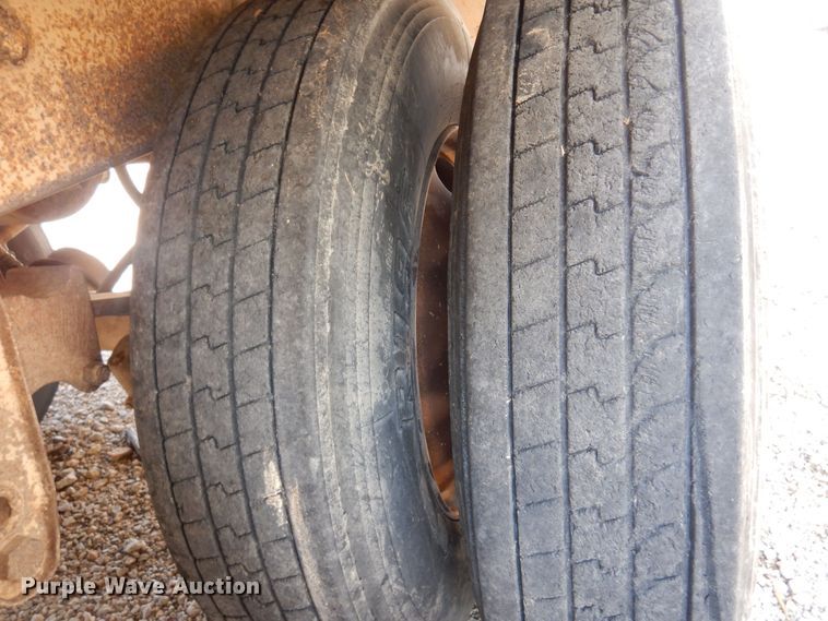 image for item KI9265 1998 Timpte  grain trailer