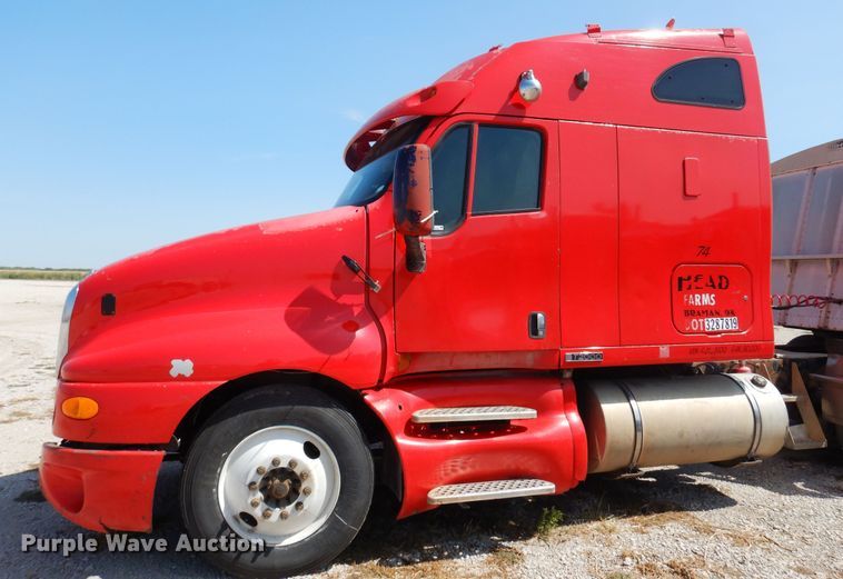 image for item KI9266 2006 Kenworth T2000  semi truck