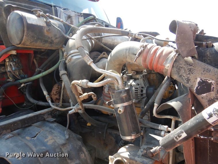 image for item KI9266 2006 Kenworth T2000  semi truck