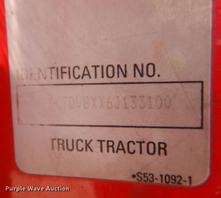 image for item KI9266 2006 Kenworth T2000  semi truck