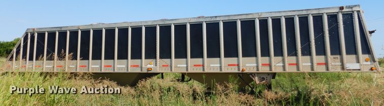 image for item KI9267 2002 Cornhusker Ultra-Lite  grain trailer