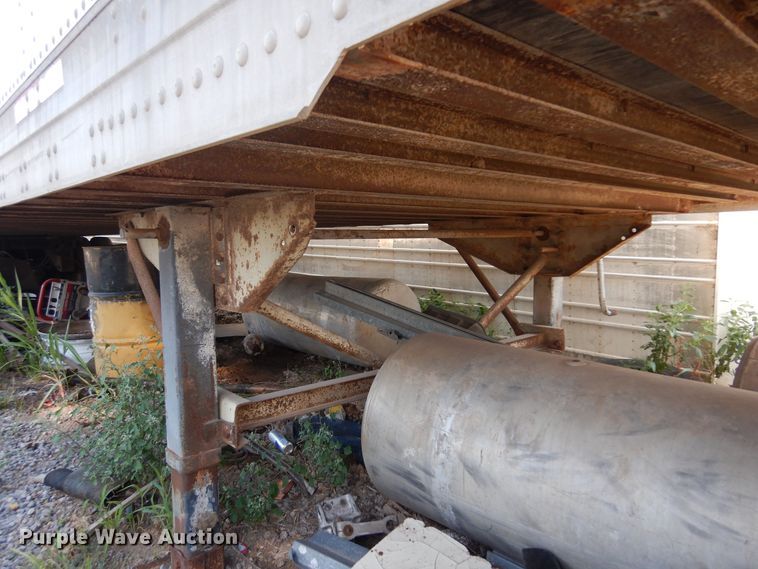 image for item KI9268 1999 Trailmobile  dry van trailer