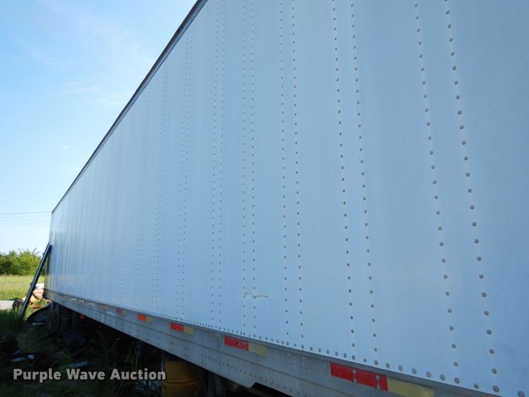 image for item KI9268 1999 Trailmobile  dry van trailer