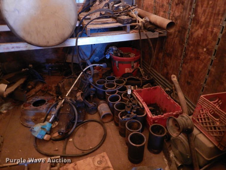 image for item KI9268 1999 Trailmobile  dry van trailer